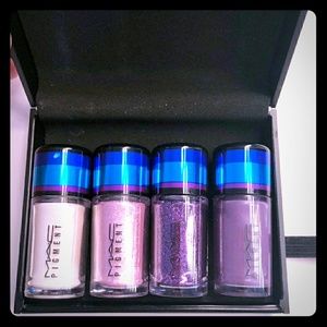 💄NWOT💄MAC PIGMENT KIT PURPLE